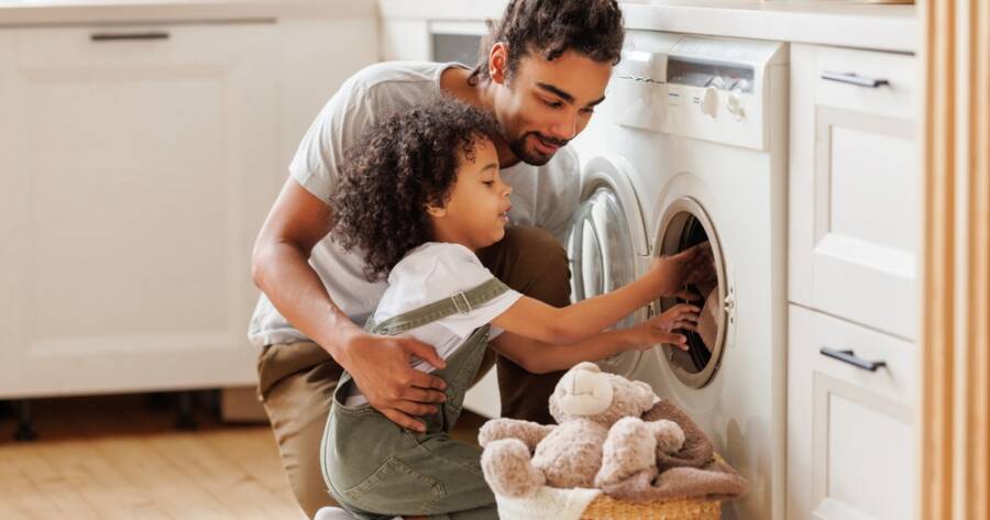 Smart Laundry Tips That Save Time, Energy, and Sanity